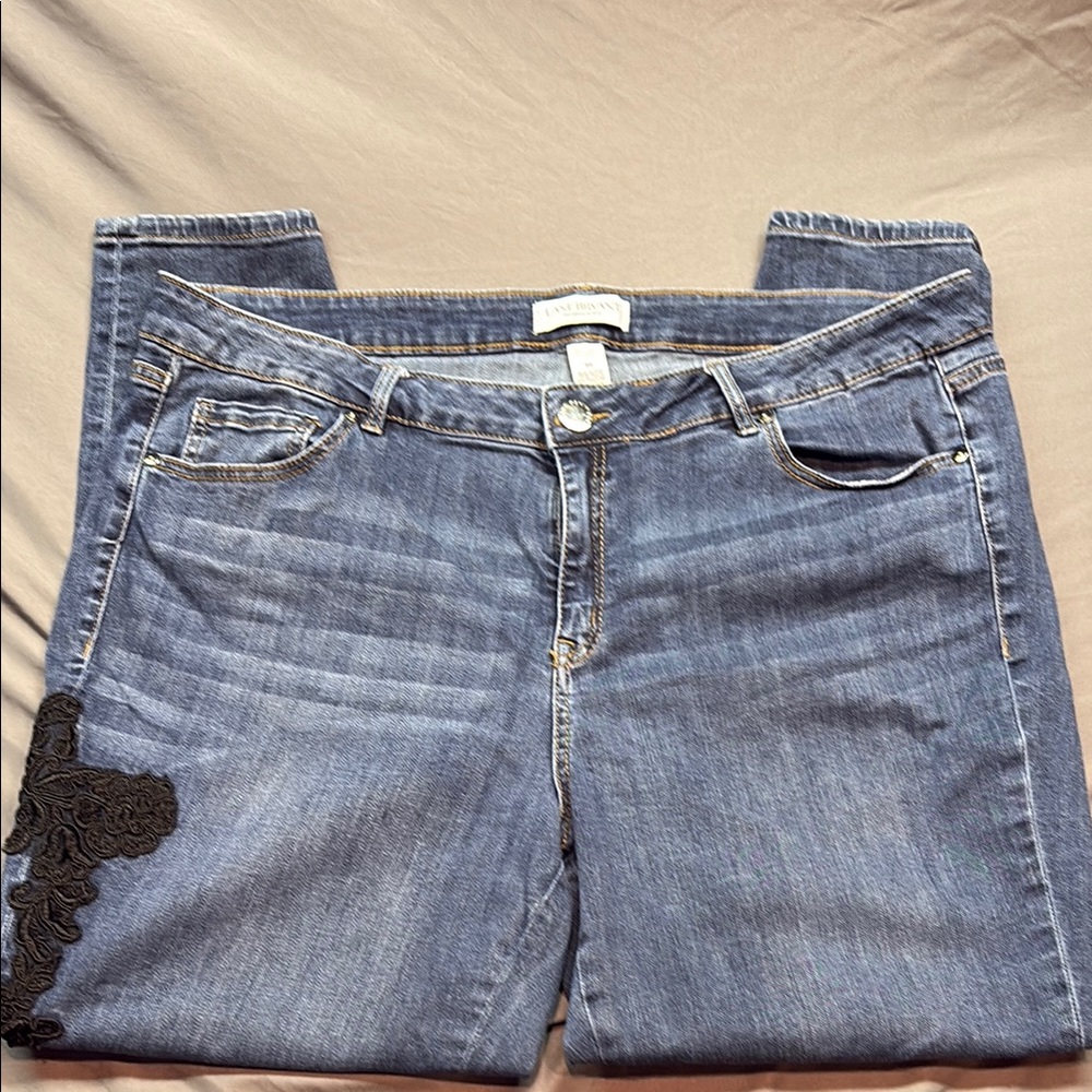 Lane Bryant Sz 20 Mid-Rise Classic Skinny Jeans Black Floral Lace Appliqué Blue